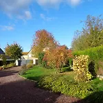 Normandie Cosy Rdc Independant Bien Equipe Dans Maison Confortable Terrasse Grand Jardin Clos Sans Vis A Vis Parking Privatif Entre Caen Et Bayeux, Proche Plages Du Debarquement