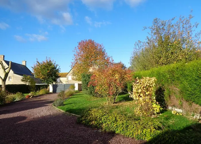 Normandie Cosy Rdc Independant Bien Equipe Dans Maison Confortable Terrasse Grand Jardin Clos Sans Vis A Vis Parking Privatif Entre Caen Et Bayeux, Proche Plages Du Debarquement