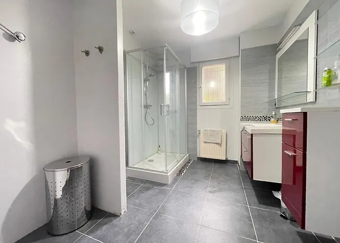 Normandie Cosy Rdc Independant Bien Equipe Dans Maison Confortable Terrasse Grand Jardin Clos Sans Vis A Vis Parking Privatif Entre Caen Et Bayeux, Proche Plages Du Debarquement Гостевой дом 3*